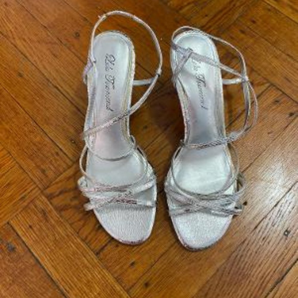 Lulu Townsend low heels